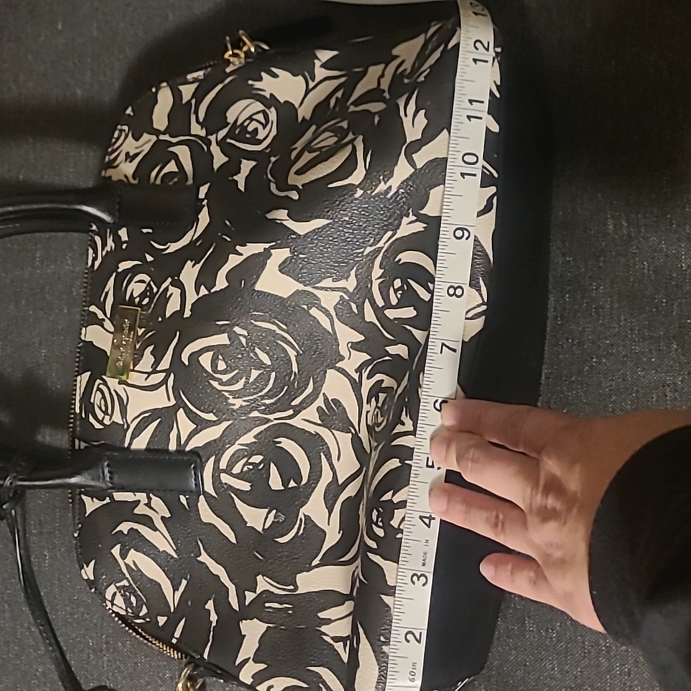 Kate Spade Floral - Picture 5 of 7